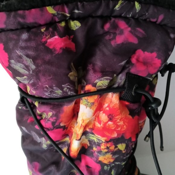 POWDER FLORAL PRINT BOOT, Size 9 - Picture 4 of 9